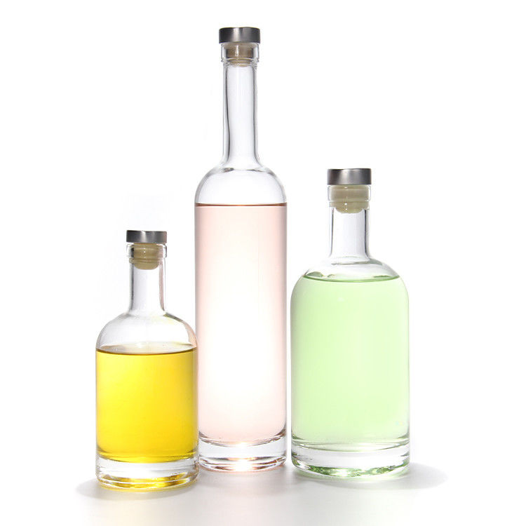 750ml 투명한 위스키 스피릿 유리 술병 코크